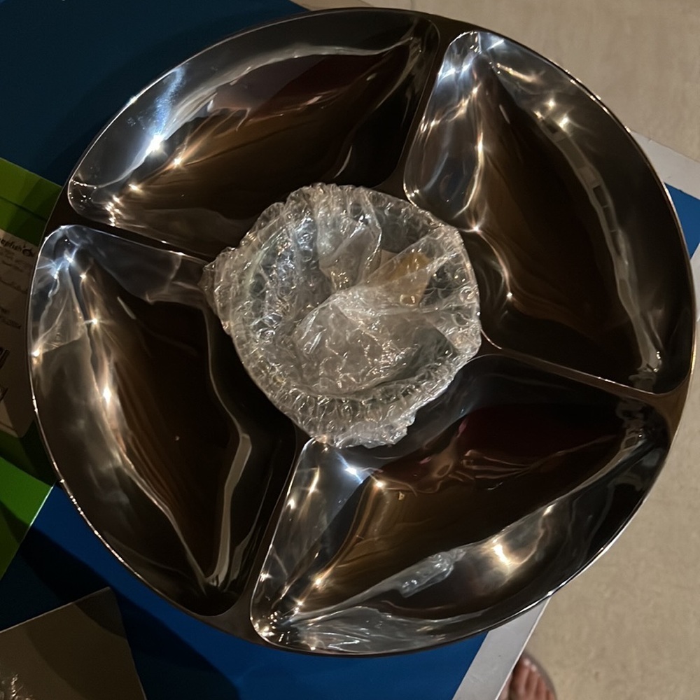 Silver dip and chip server